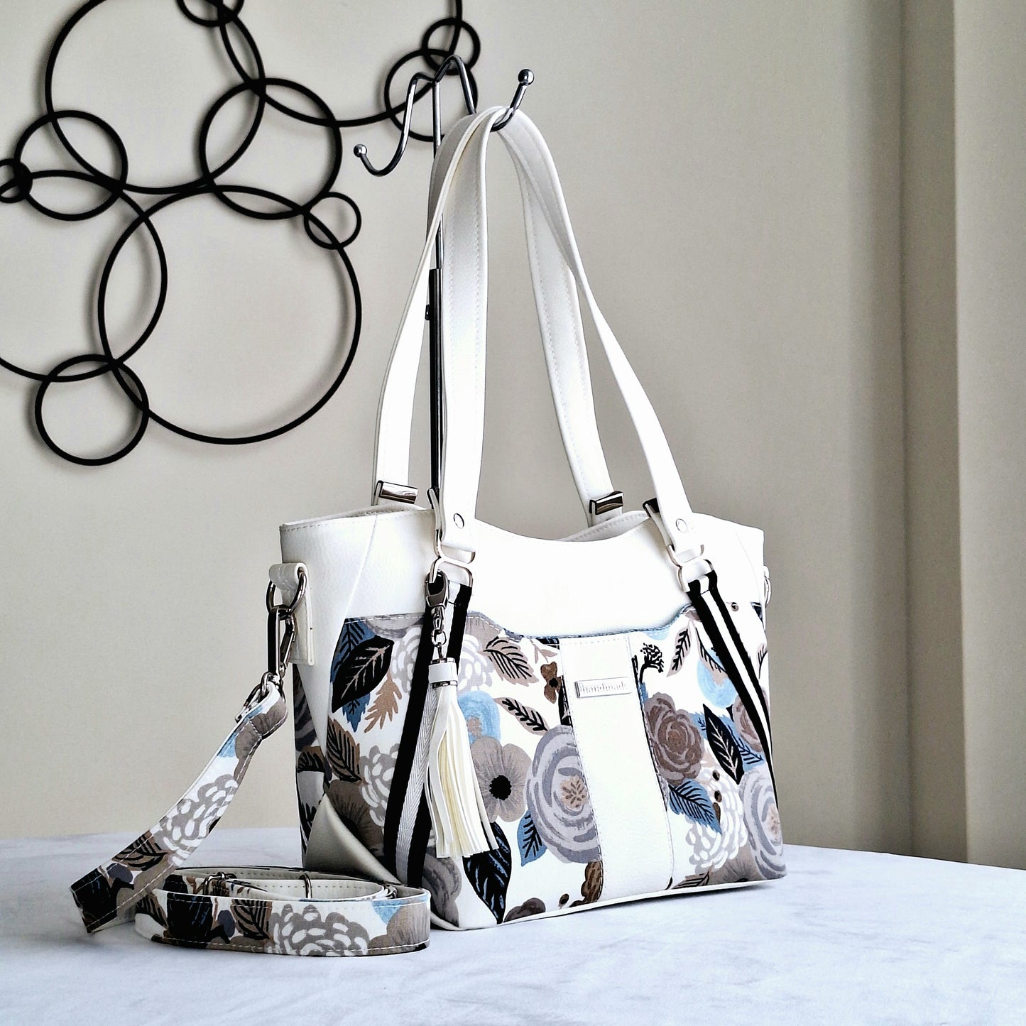 White Elegance Handbag